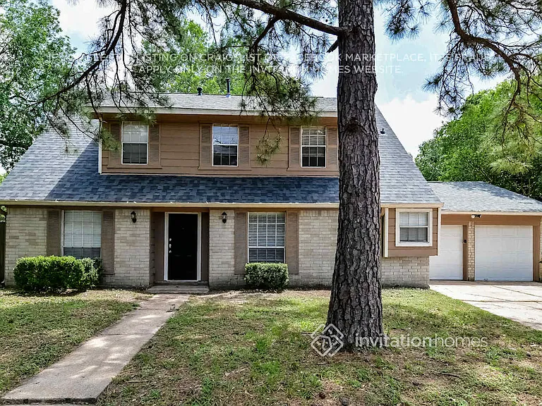 4311 Saratoga Dr — Photo 3