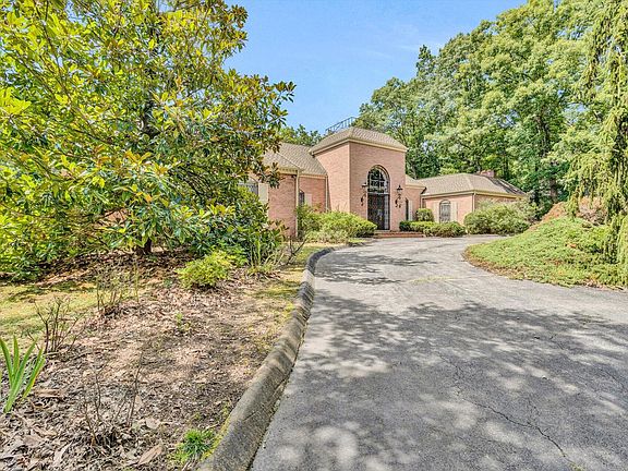 3rd image of 5208 Archer Dr
