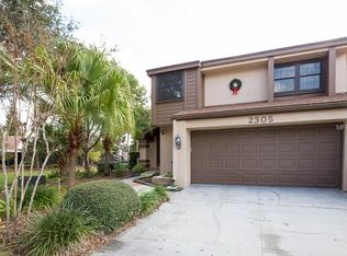 2305 S Fairway Dr, Plant City, FL 33566
