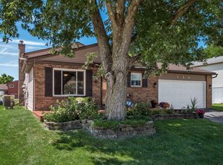 150 Forest Lake Ct, Delaware, OH
