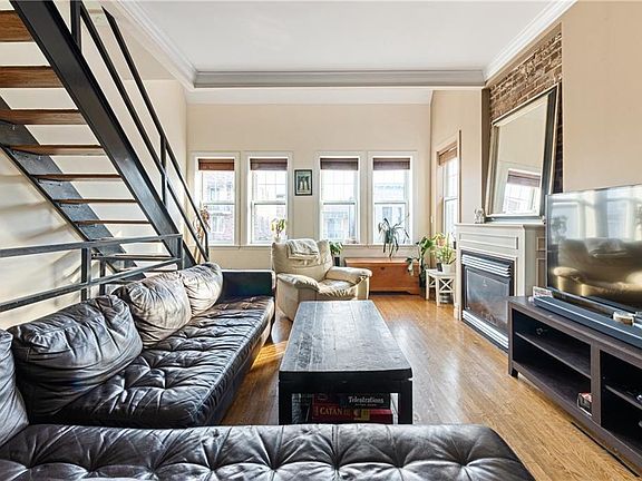 4th image of 315 89th St