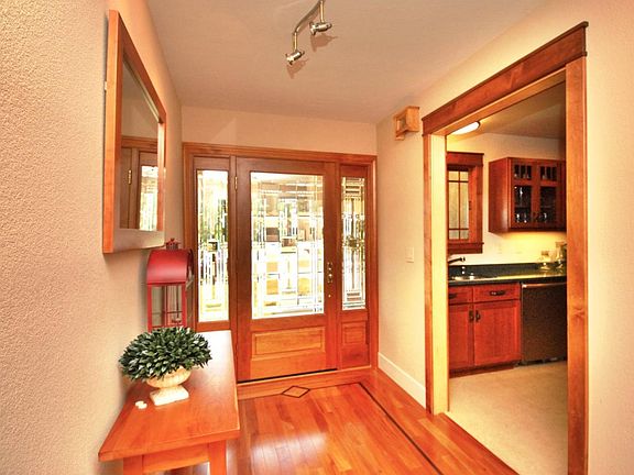 3rd image of 1811 Ronie Way