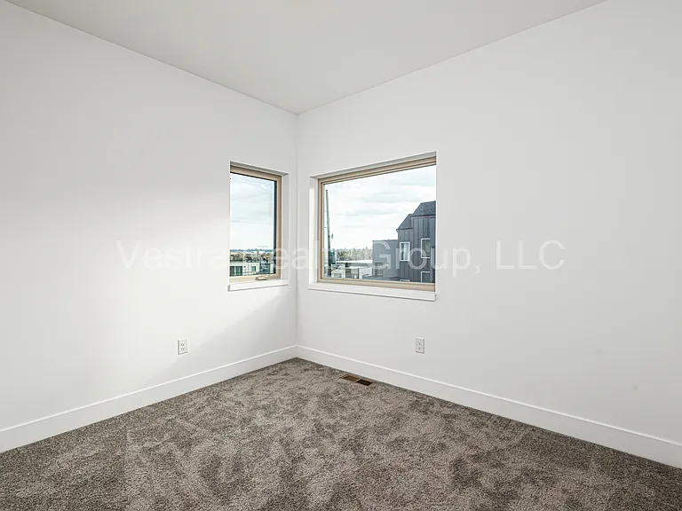 1306 Osceola St — Photo 7