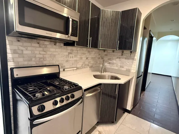 328 East 78th Street image 1 of 23