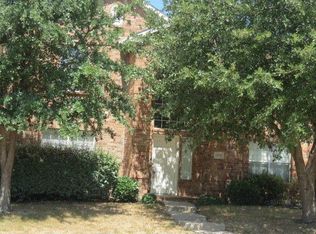 5520 Overland Dr, The Colony, TX 75056