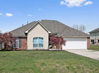 9905 Destrehan Ave, Denham Springs, LA 70706