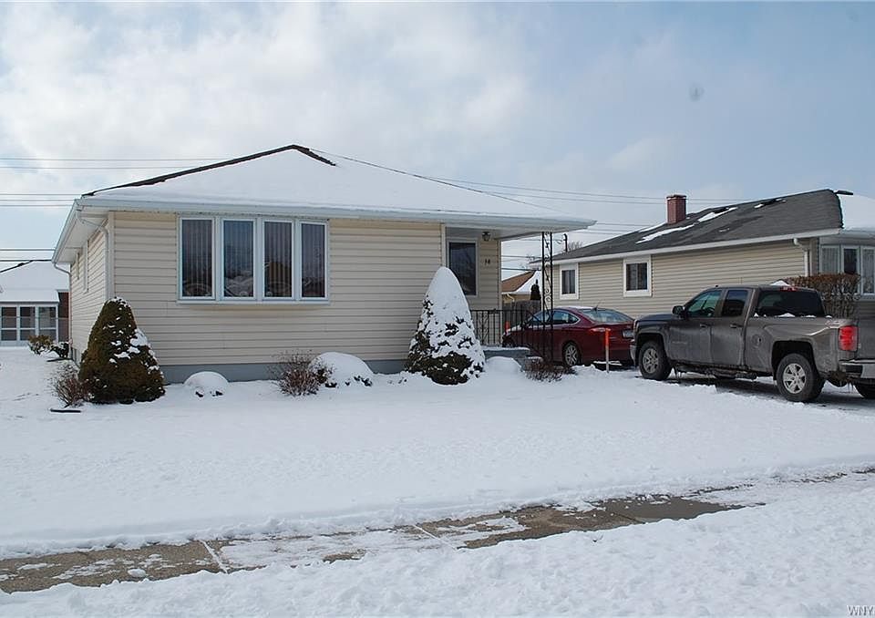 1st image of 38 Harbour Ln