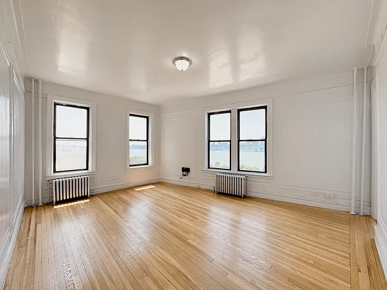 134 Haven Ave #3A — Photo 4