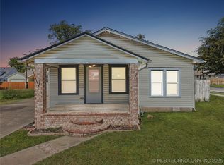 422 E Detroit St, Broken Arrow, OK 74012