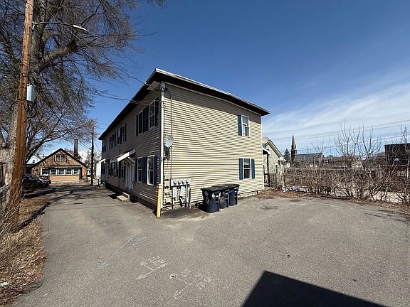 3rd image of 6-12 Williams Court