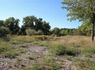 131 N Ridgeview Dr, Valparaiso, IN 46385