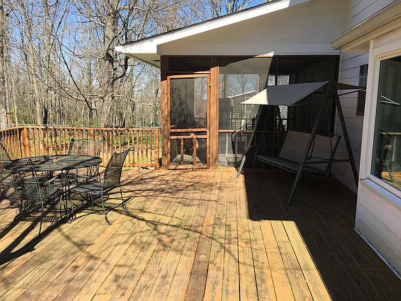 Huge back deck