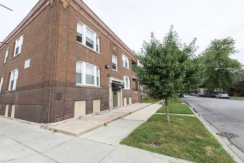 1st image of 7056 S Eberhart Ave #450-1