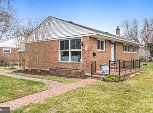 22 Othoridge Rd, Lutherville Timonium, MD 21093