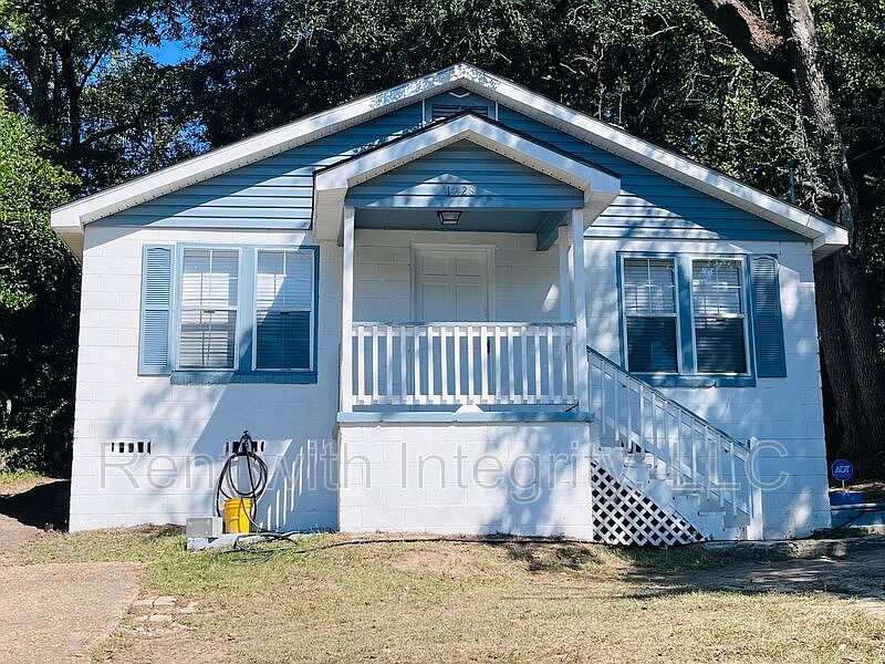 1st image of 1228 Alabama St