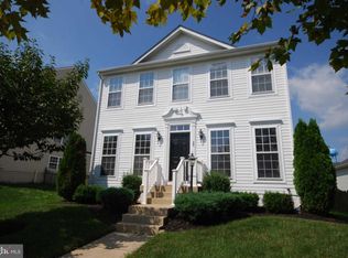 35 Stocks St, Lovettsville, VA 20180