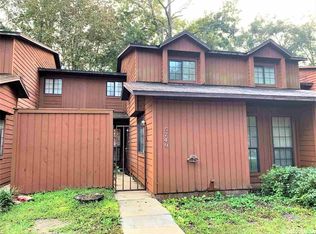 5749 SW 10th Pl, Gainesville, FL 32607