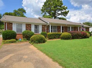 220 Drake Ave SW, Huntsville, AL 35801