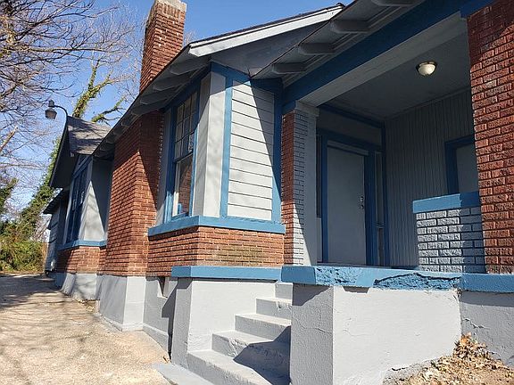 3rd image of 1100 Greenlaw Ave