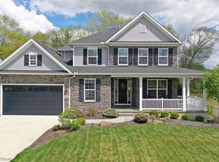 9932 Forest Valley Ln, Streetsboro, OH 44241