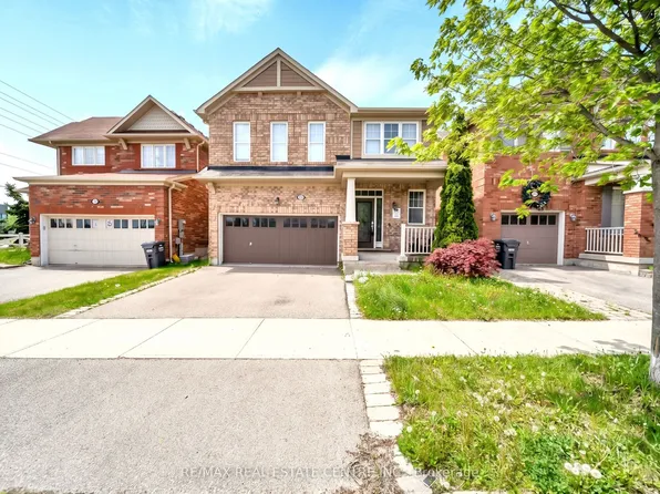 1074 Farmstead Dr, Milton, ON L9T 8G5