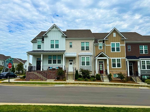 2nd image of 1758 Park Terrace Ln