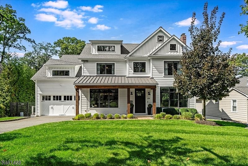 1st image of 54 Oakridge Rd