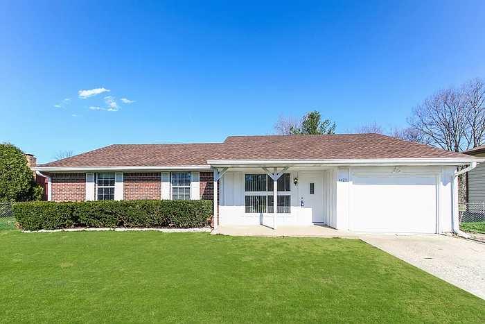 4423 Aristocrat Ln photo 1