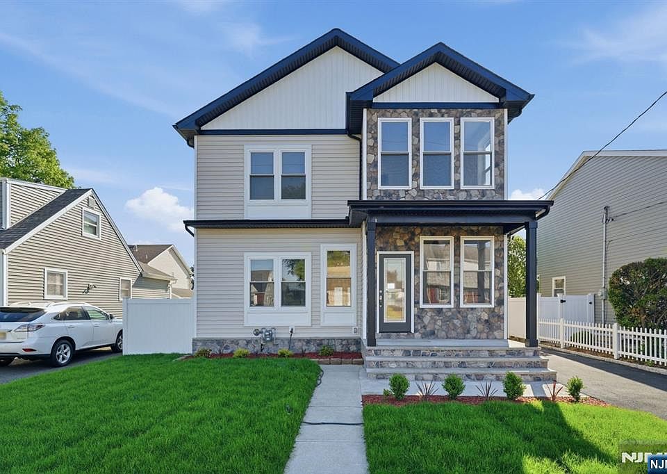 1st image of 588 Maple Ave