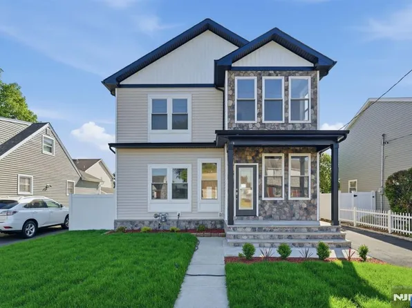 588 Maple Ave, Saddle Brook, NJ 07663
