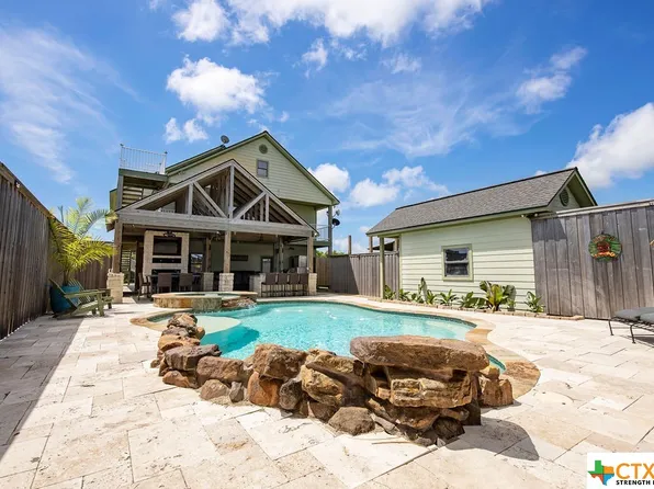 308 W Tyler Ave, Port O Connor, TX 77982