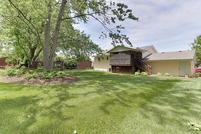 2609 Hall Ct — Photo 19