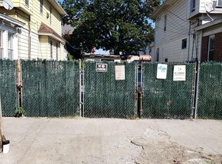 10237 Remington St, Jamaica, NY 11435