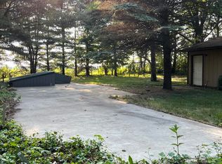 18820 6th Avenue Rd, Three Rivers, MI 49093