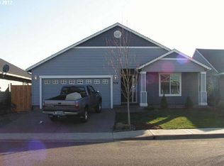 2476 Dorsey Dr, Hubbard, OR
