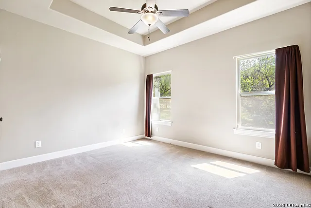 8210 Roy Ln — Photo 21