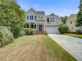 213 Carolinian Dr, Summerville, SC 29485