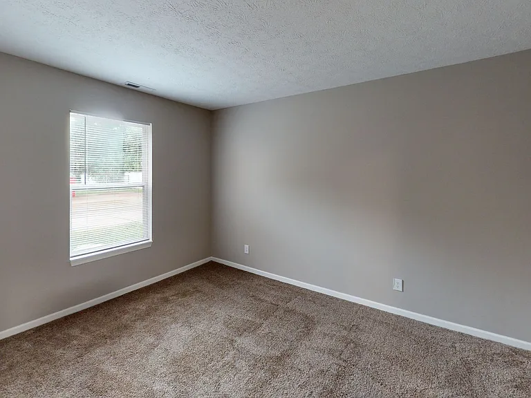 Elston Point — Photo 34