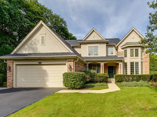 4250 Meadowview Dr, Glenview, IL 60026