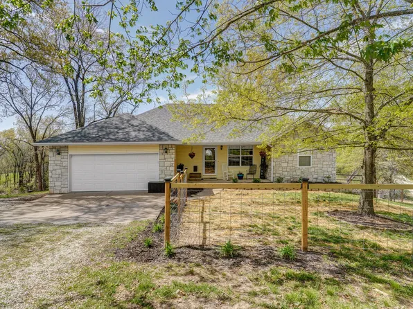 388 Amanda Drive, Clever, MO 65631