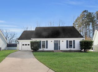 2803 Currituck Ct, New Bern, NC 28562