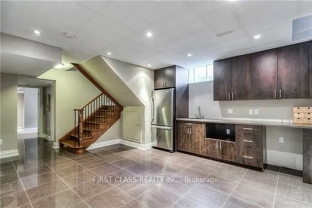 98 James Scott Rd #BASEMENT — Photo 3