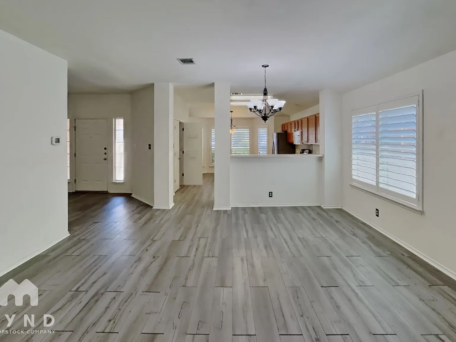 3 bed, 2.0 bath, 1892 sqft, $1,590 — Photo 3