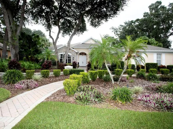 3056 Sutton Woods Dr, Plant City, FL 33566