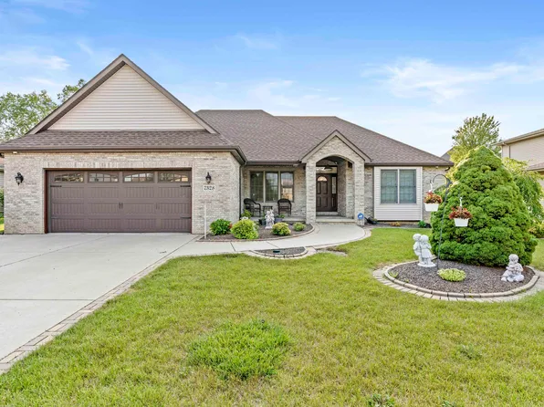 7328 Bell St, Schererville, IN 46375