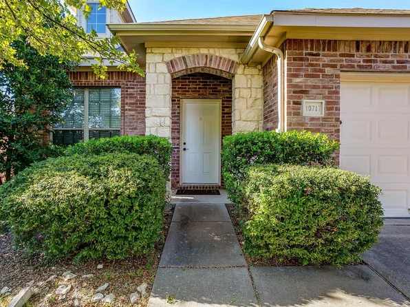 10717 Bluestone Rd, Fort Worth, TX 76108