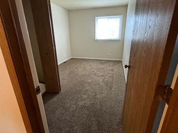 5th image of 150 S Hale Ave