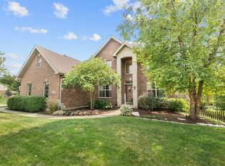 16602 Pasture Dr, Lemont, IL 60439