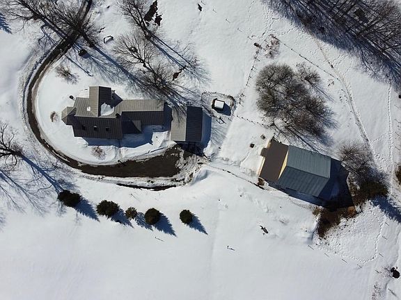 5th image of 179 Cate Hill Road