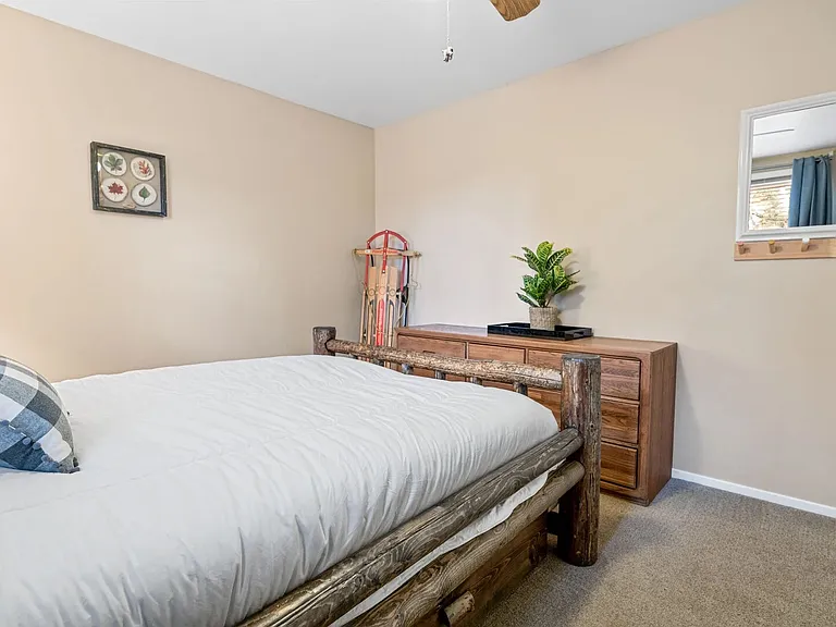 671 Moreno Ln — Photo 23